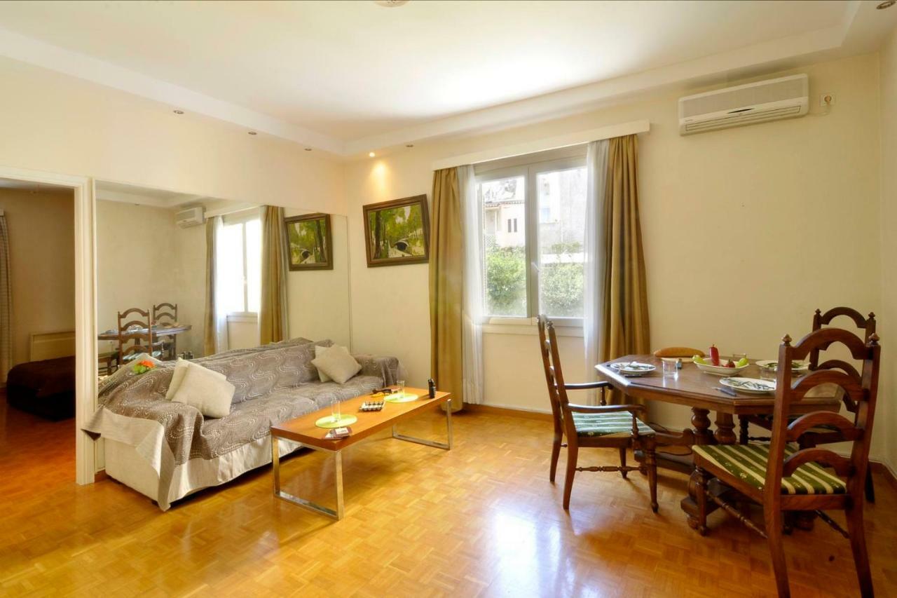 Historic Plaka Apartment เอเธนส์ ภายนอก รูปภาพ