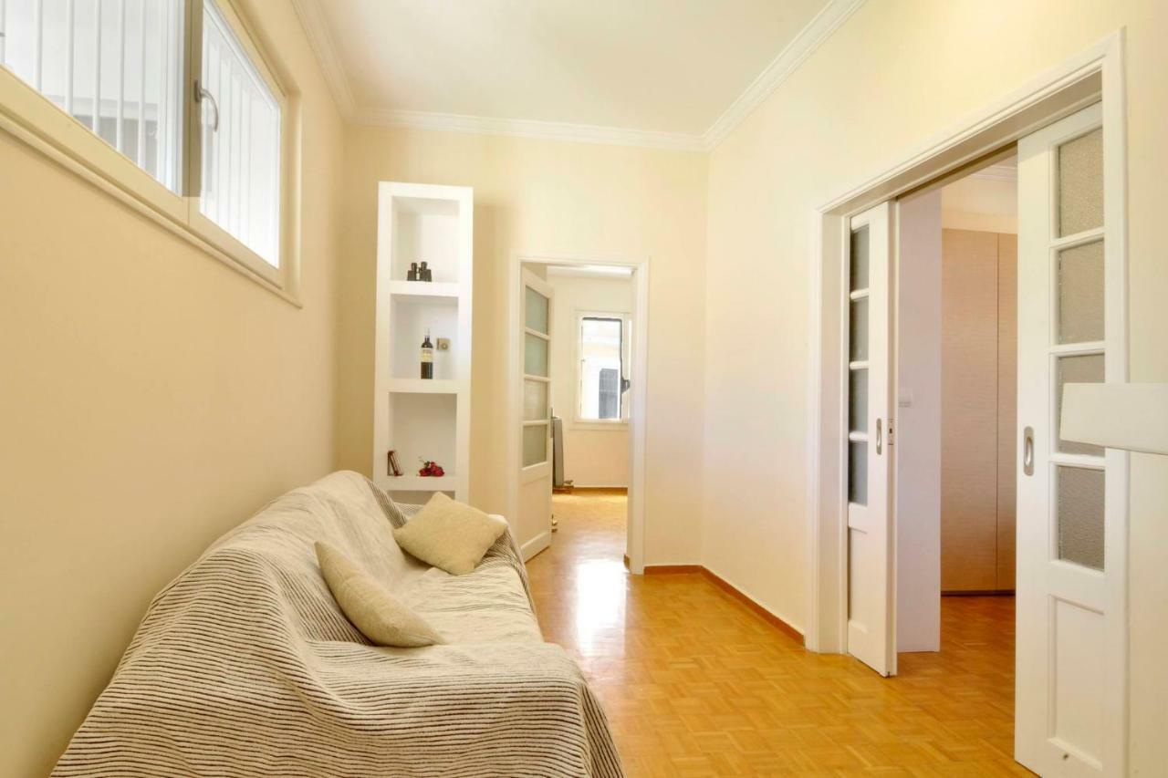 Historic Plaka Apartment เอเธนส์ ภายนอก รูปภาพ